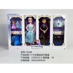 Two dolls with crown